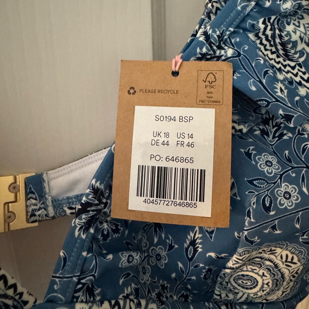 Boden NWT Floral Ruffle Bikini Top - Picture 6 of 6